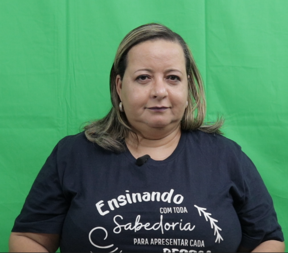 Profa. Vania de Paula