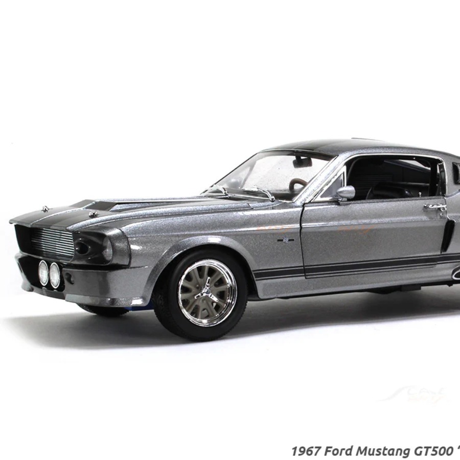 1967 Ford Mustang GT500 Elenore green light