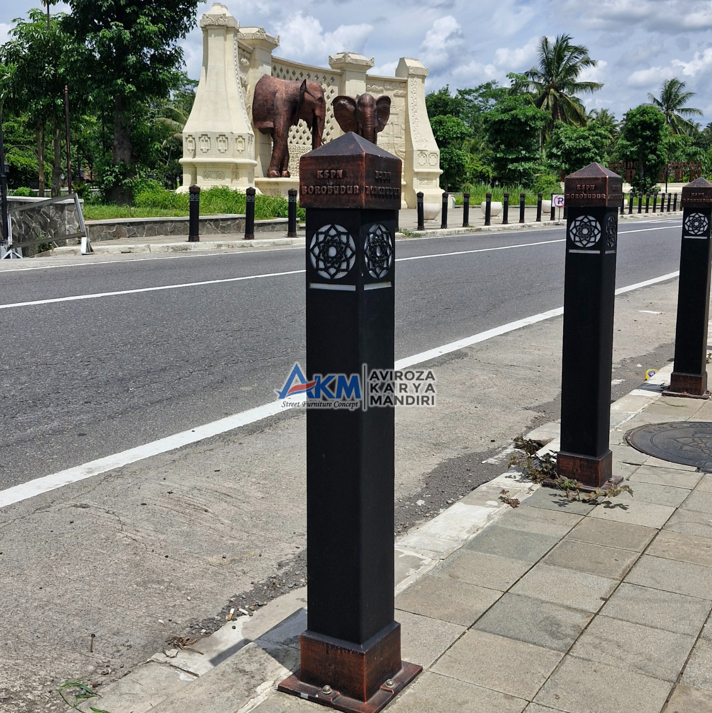 galeri Bollard Pedestrian atau Bollard Trotoar