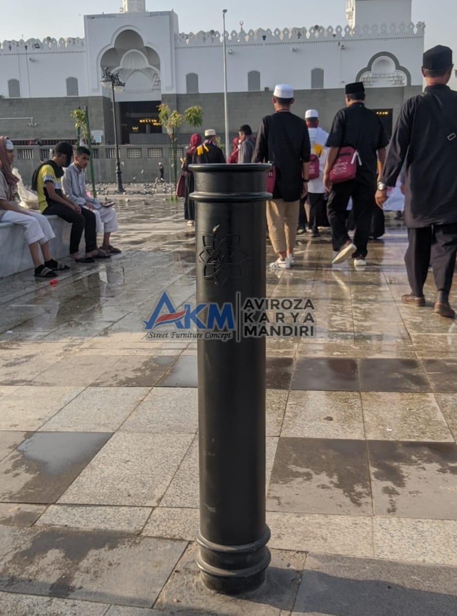 galeri Bollard Pedestrian atau Bollard Trotoar