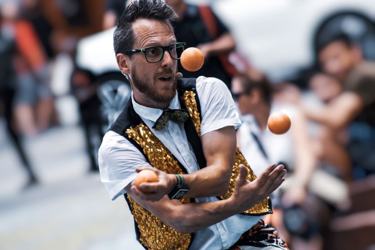 Learn juggling