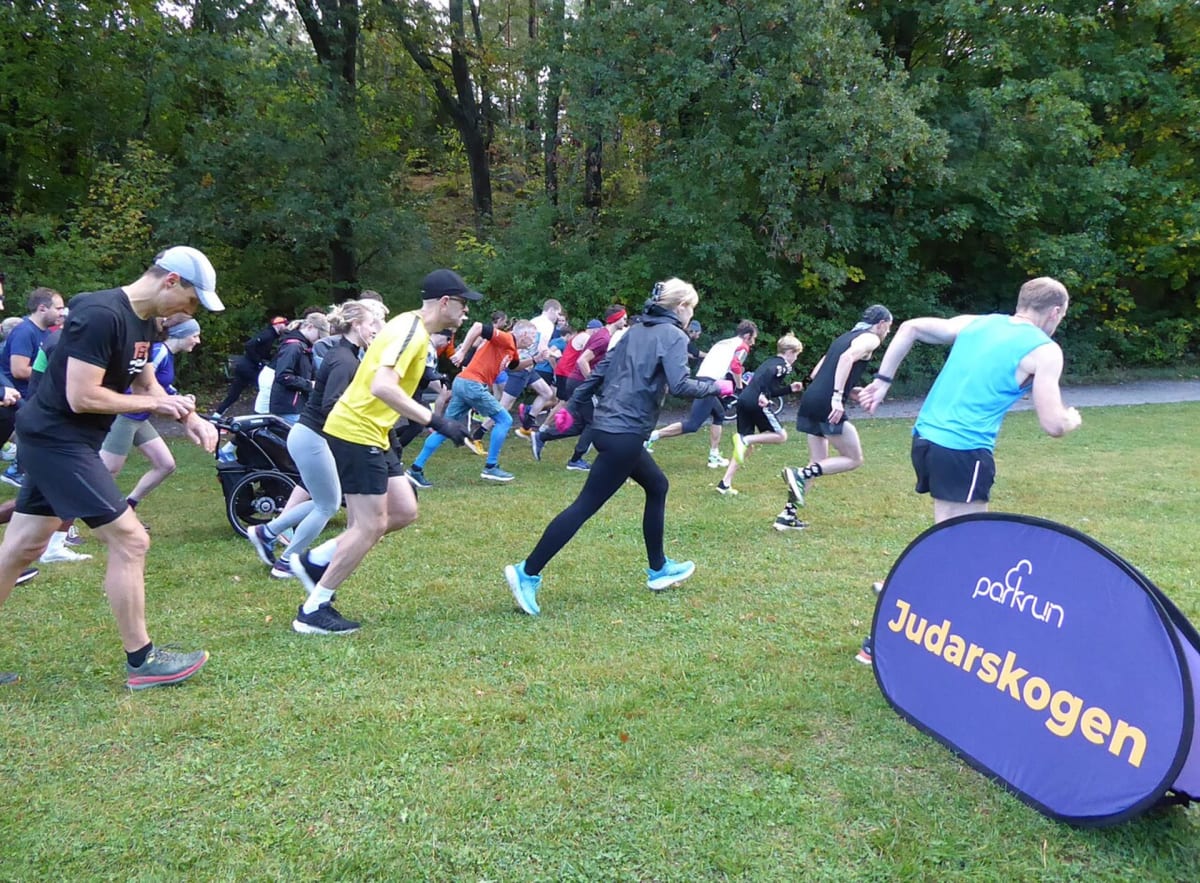 Complete first parkrun