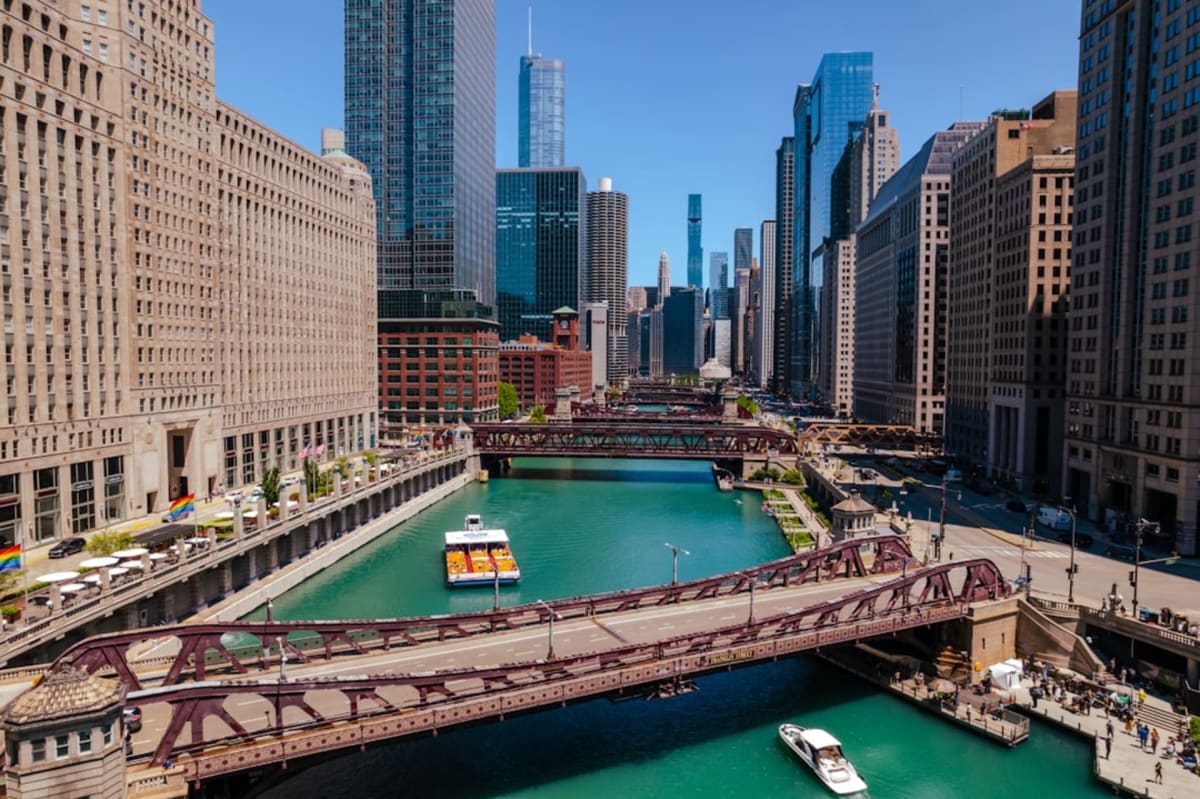 Visit Illinois