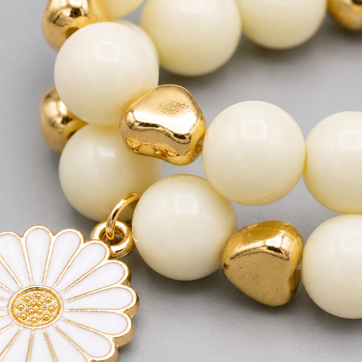 Golden Daisy & Pearl Heart Beaded Charm Bracelet view 3