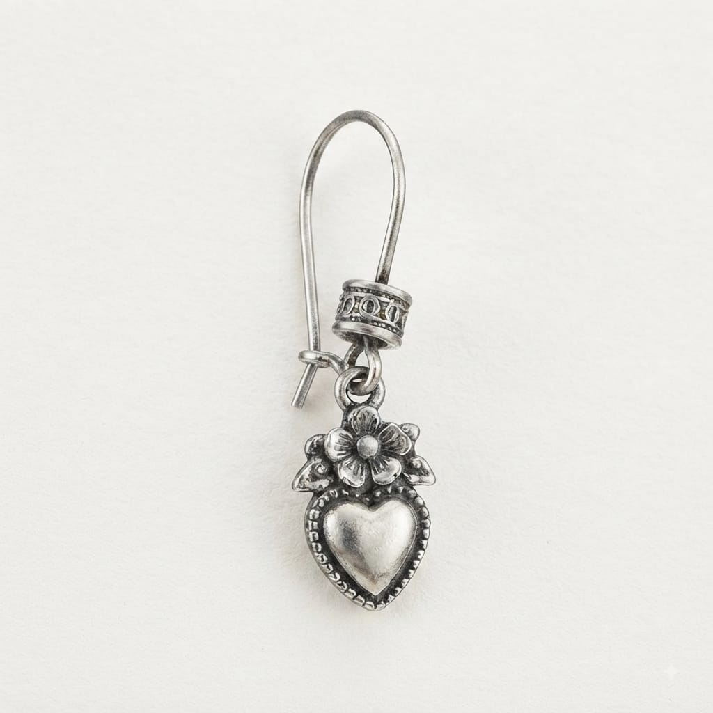 Argent Hearts Antique Silver Dangle Earrings view 4
