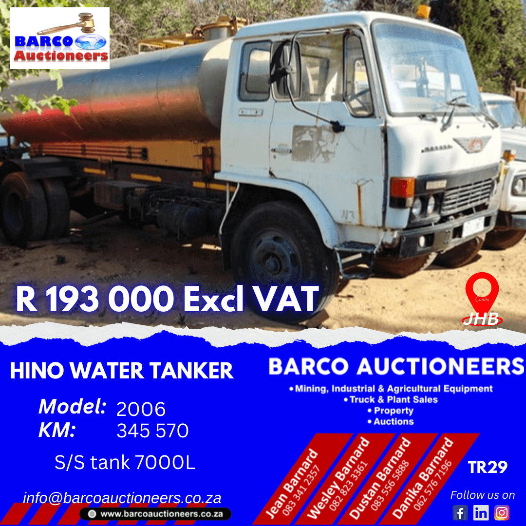 TR29_Hino Water Tanker 2006 model
