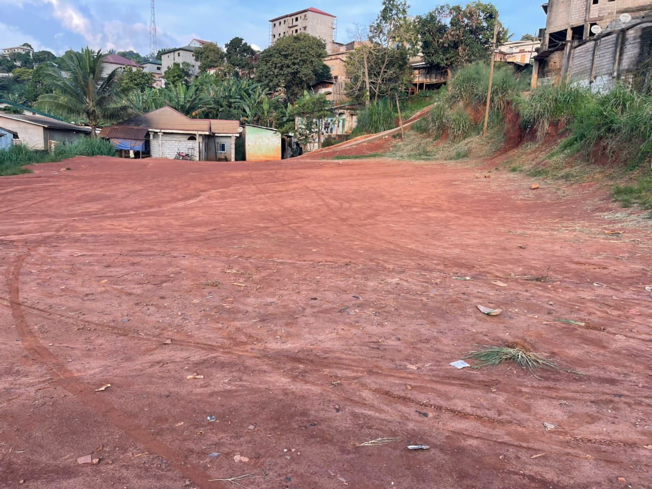 Photo de Terrain de 1000m²à vendre EKIÉ