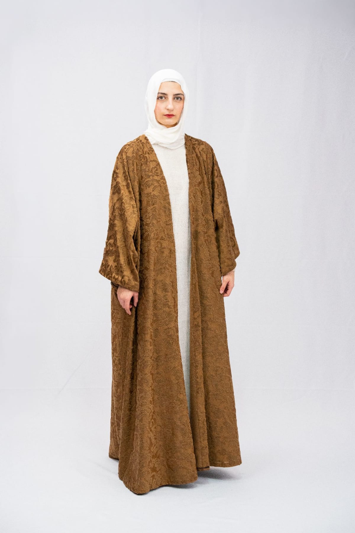 Flowers Velvet Brown Abaya