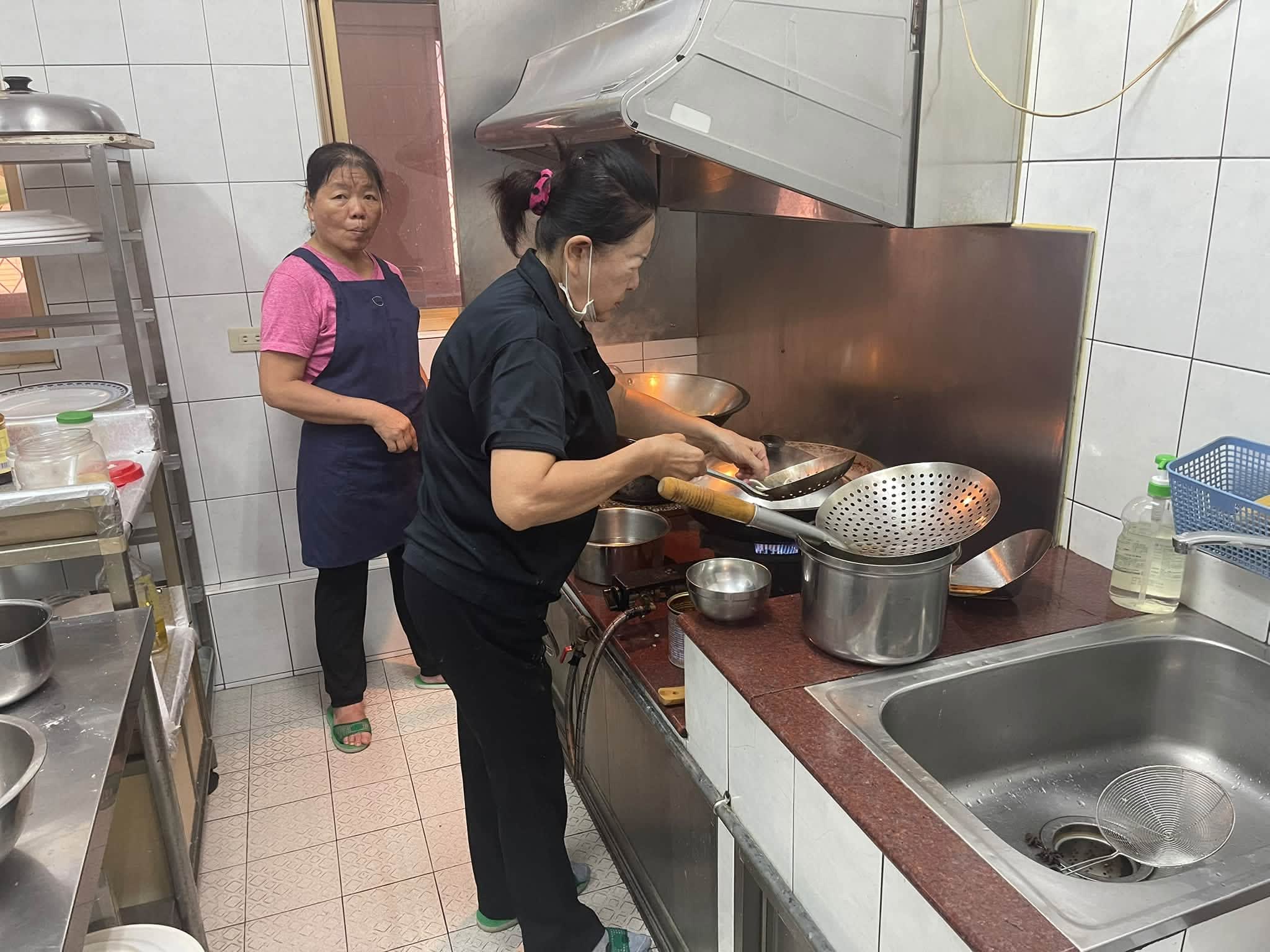道一聖道院樹林佛堂綜合班 — 來自光的本源、道與教的分析　照片 12