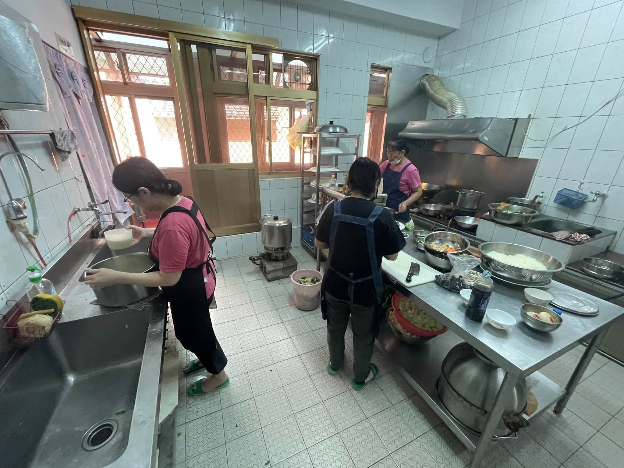 道一經典班會 — 化無所化、法身非相　照片 12