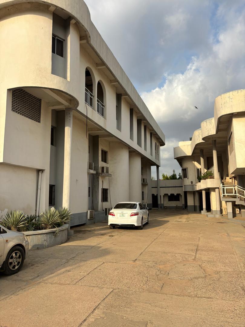Stay in Lamido Road Nassarawa GRA, Kano