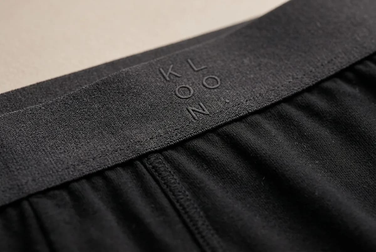 Macro of the KLOON waistband and TENCEL Modal jersey.