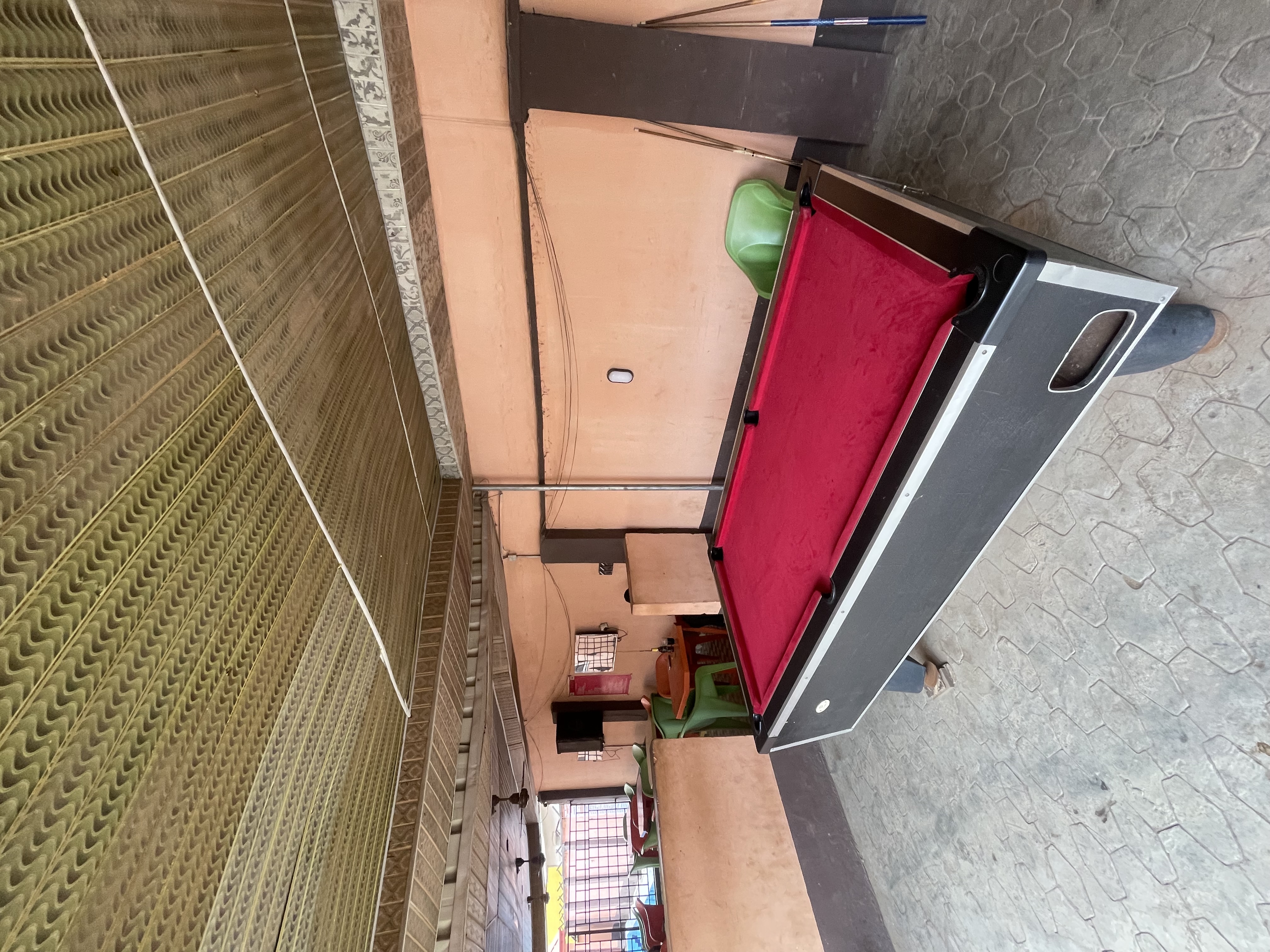 Swimming Pool – Night