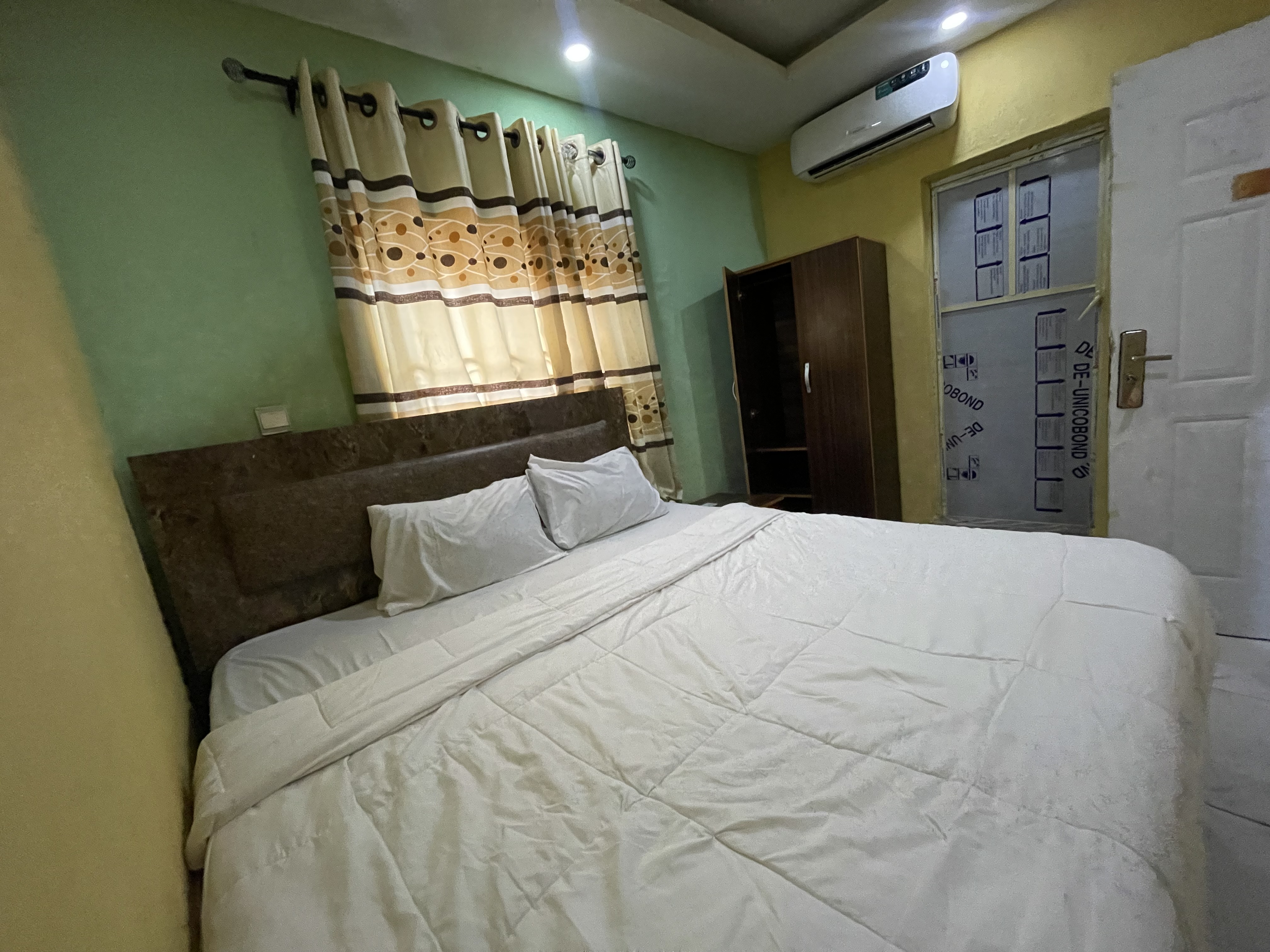 Premium Suite – Night View