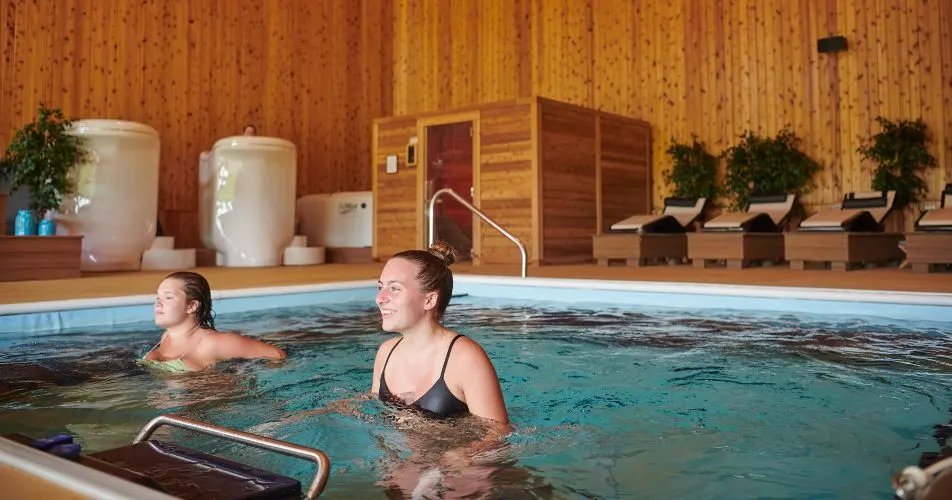 7-Discover-the-Powerful-Benefits-of-Hydrotherapy