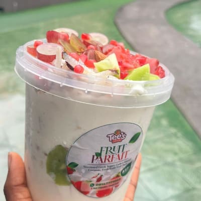 Fruits Parfait (Sweetened) - 1Ltr