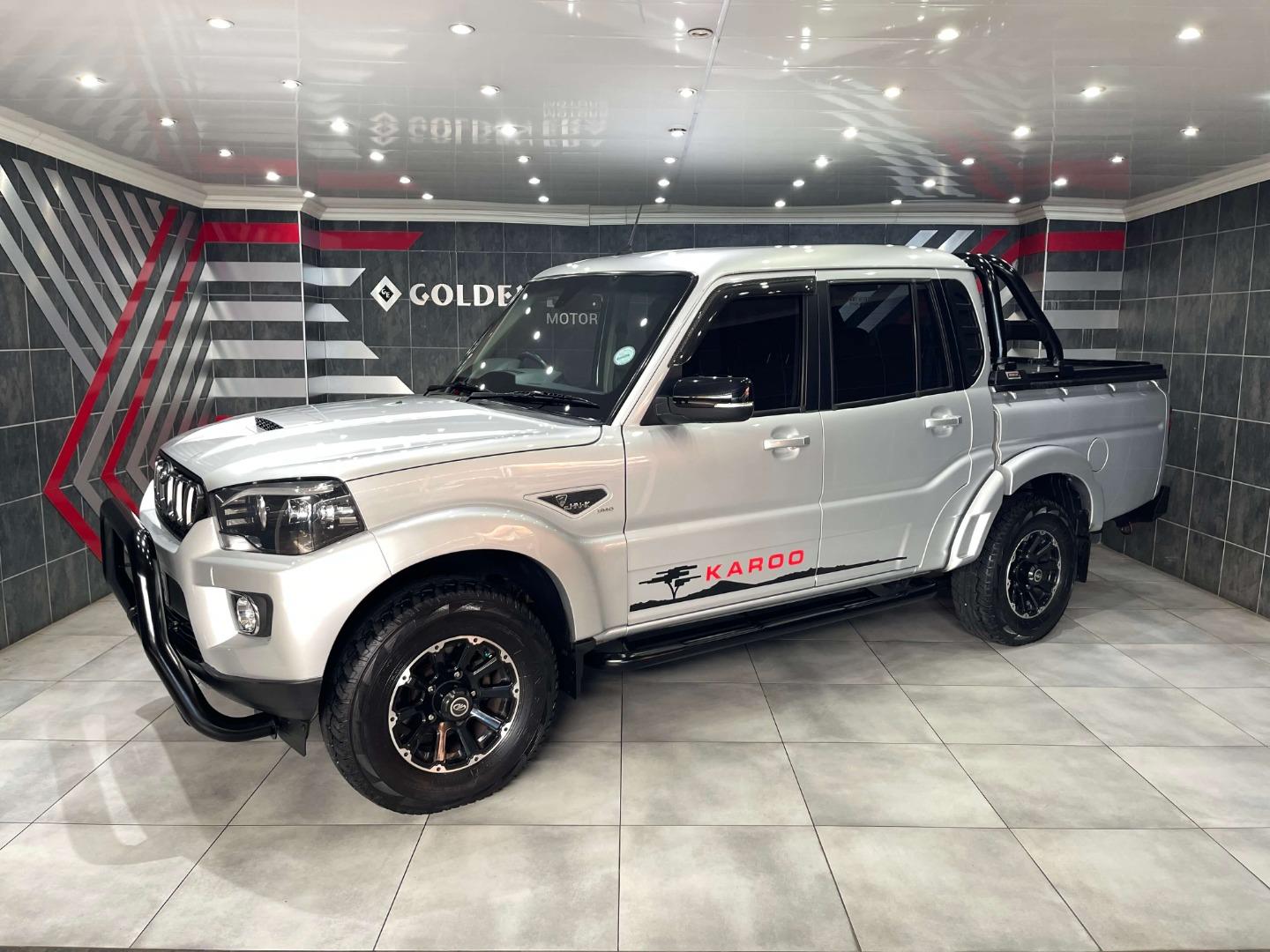 2023 Mahindra Pik Up 2.2CRDe Double Cab S11 Karoo