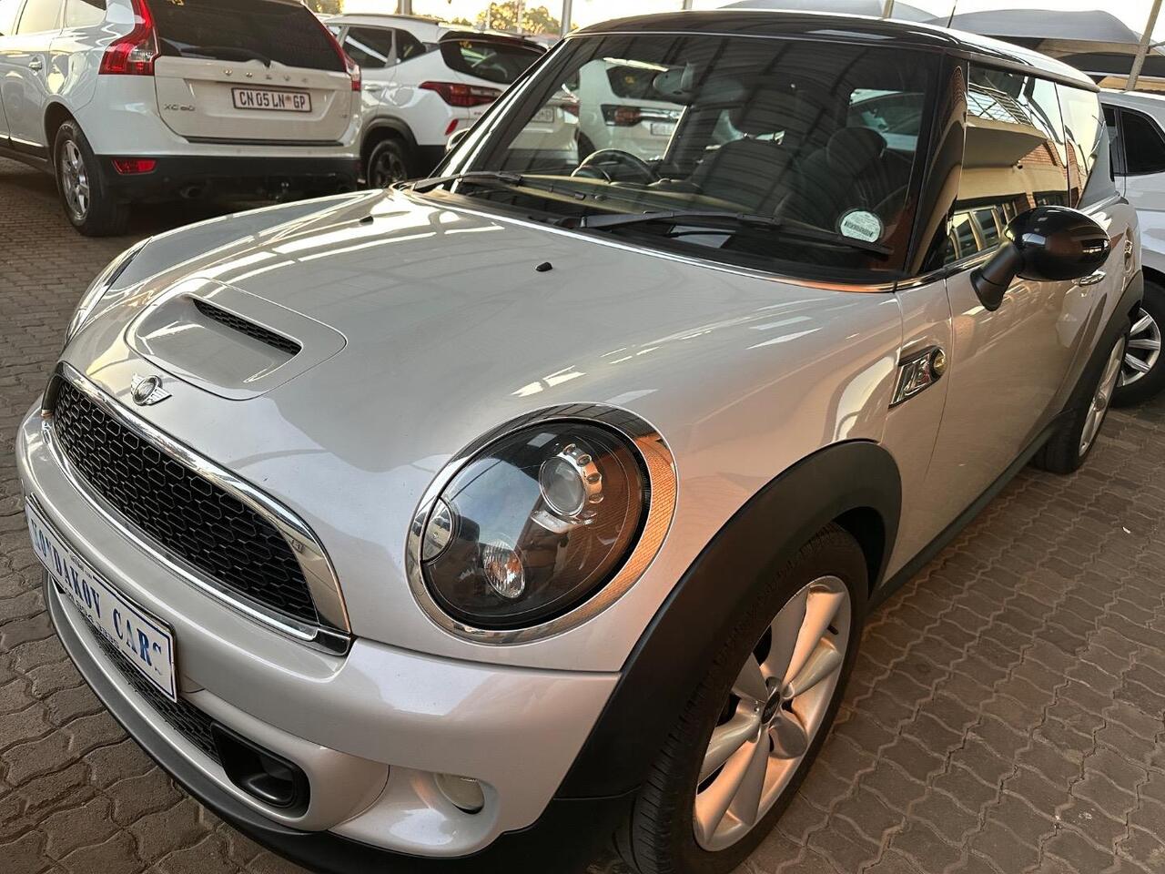 2014 MINI Hatch Cooper S Hatch 3-Door