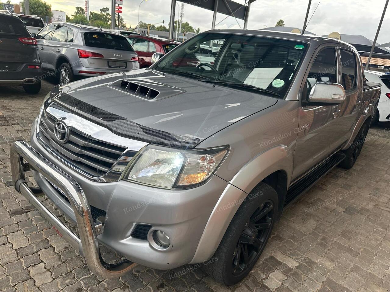 2015 Toyota Hilux 3.0D-4D Raider Legend 45