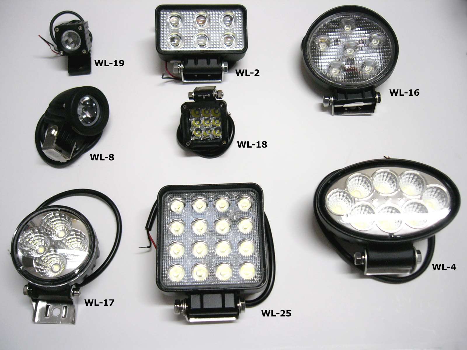 Faro Ausiliario Auto Moto a 6 Led – 10/30V – Bianco