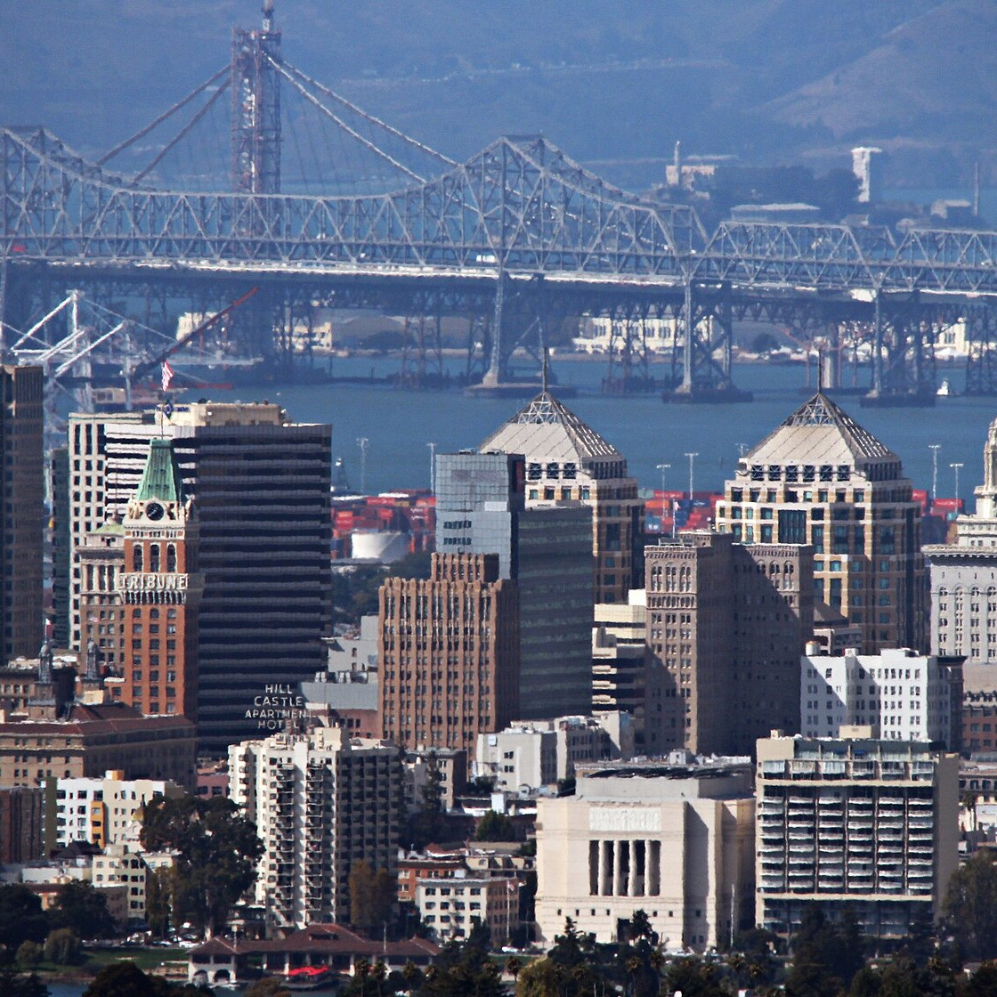 30 Top Real Estate Agents in Oakland, CA for 2025