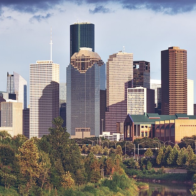 38 Top Real Estate Agents in Houston, TX for 2025