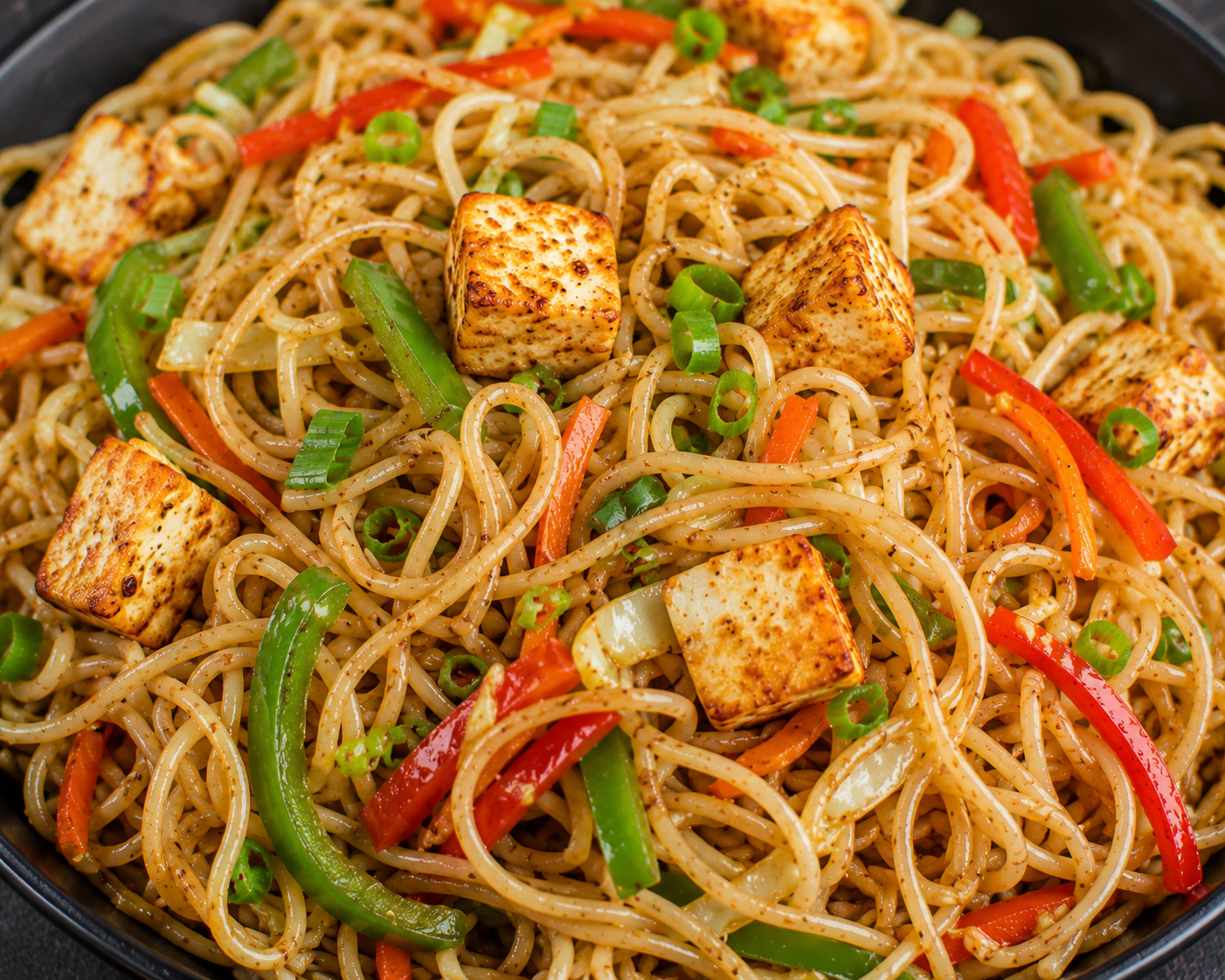 Paneer Hakka noodles