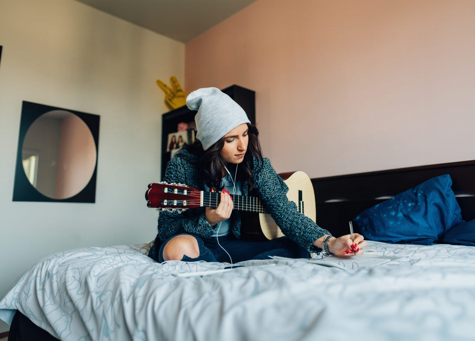 The 'Un-Influencer': Why the Most Valuable Voice in 2026 Is a Regular Person with 1,000 Followers