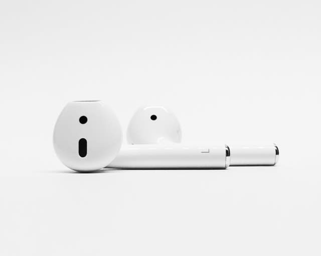 An image of Apple Airpods