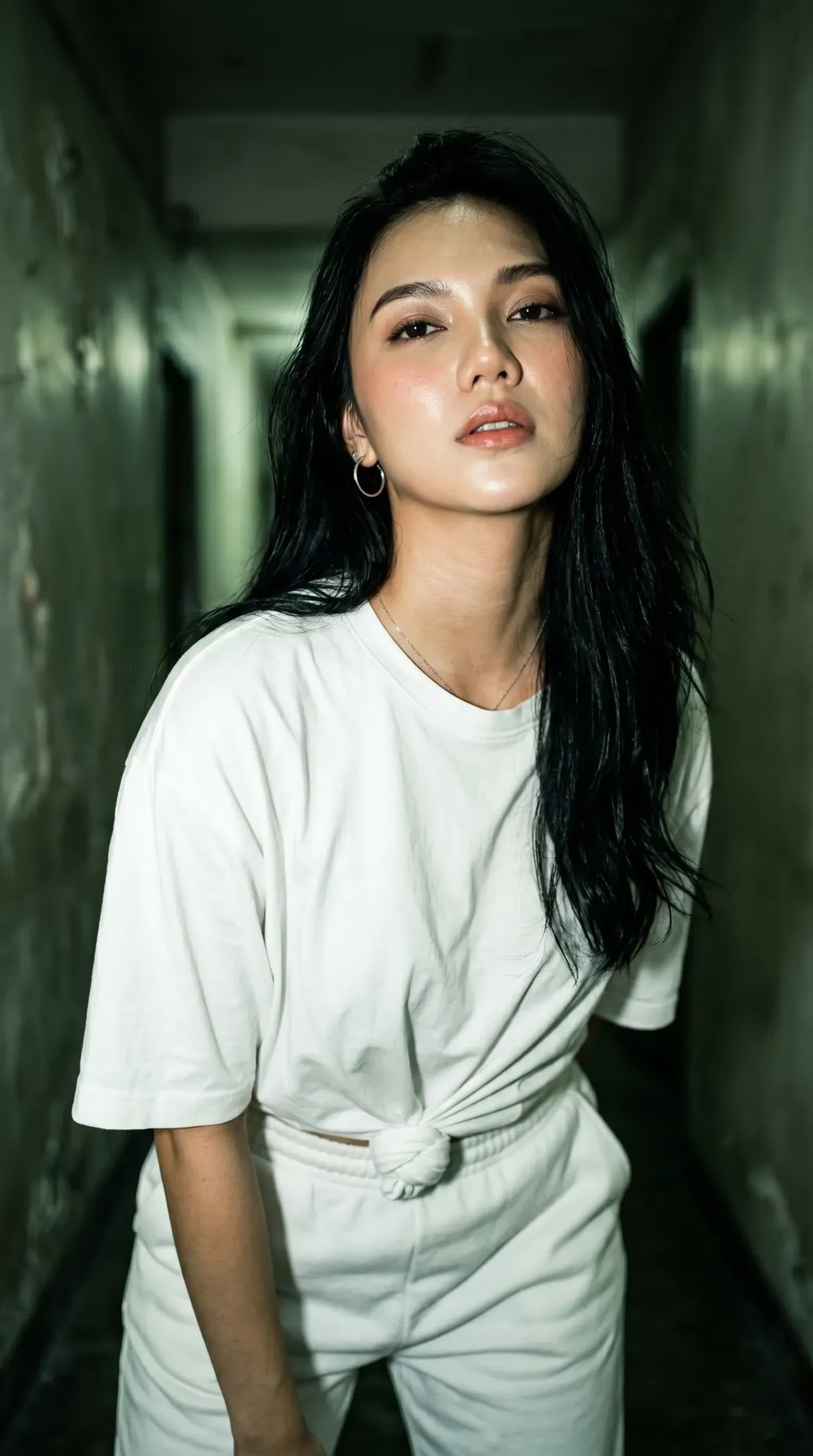 Gemini Nano Banana Pro — Grungy Hallway Portrait