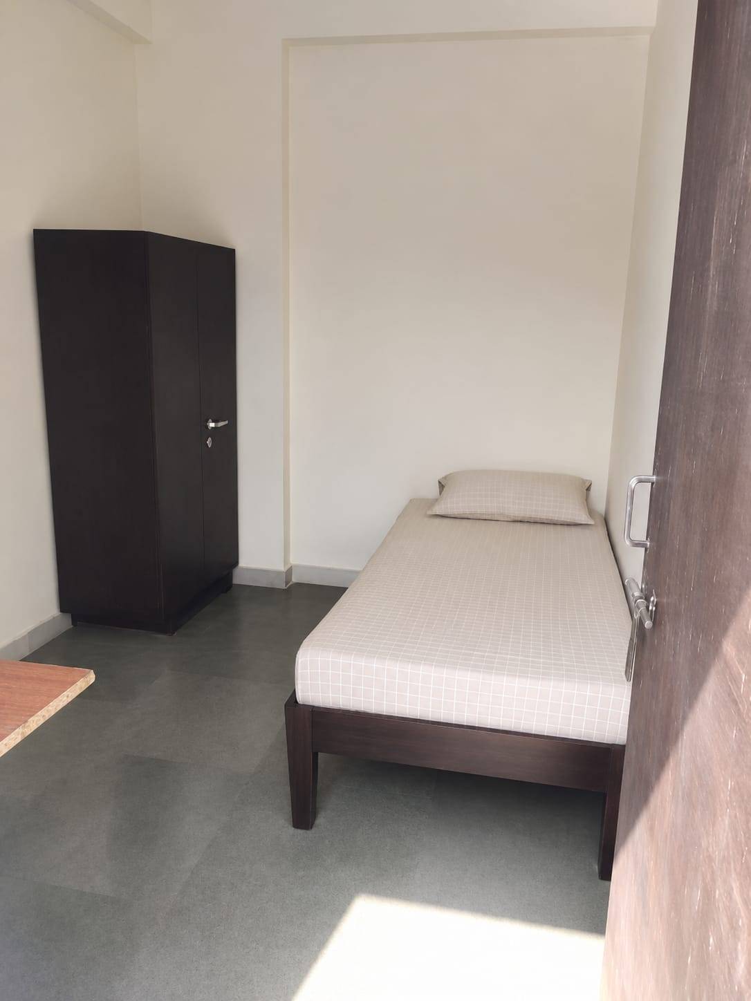 Krishna Pg In Imt Manesar Gurgaon