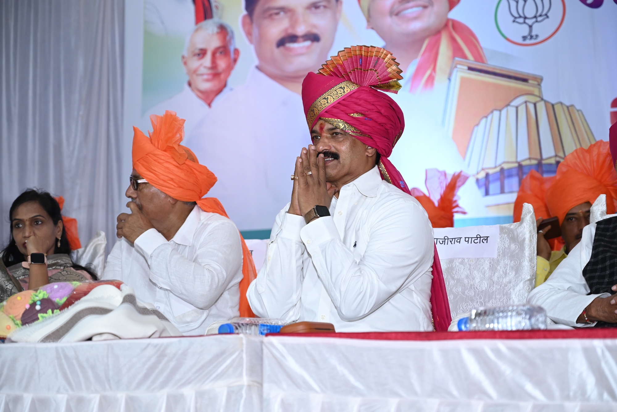 समुदाय बैठक