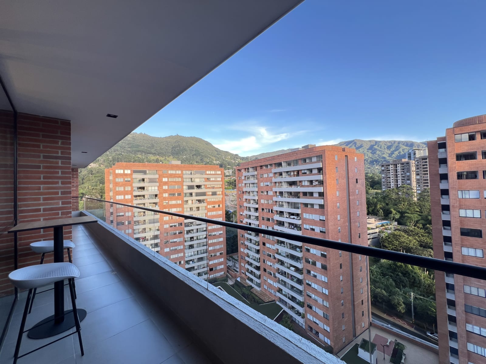Modern Apartment Located in Envigado - Envigado, Loma del Escobero