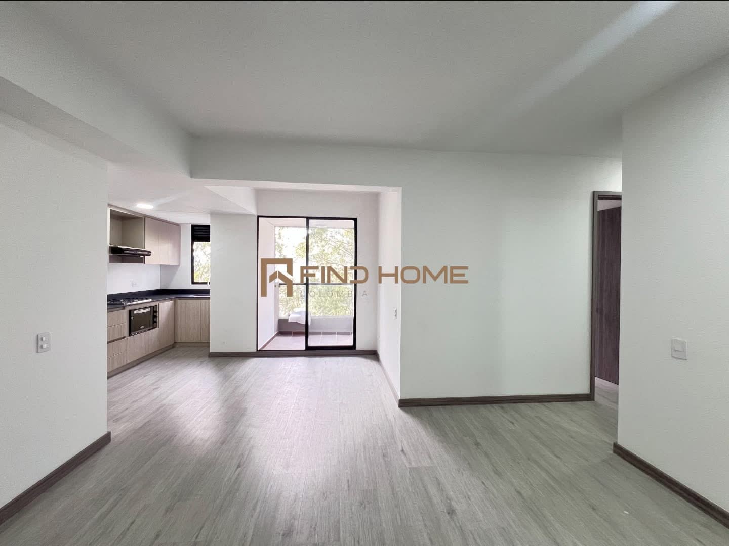 Apartamento de 78 m² en el piso 9 en Las Palmas, El Poblado - Medellín, El Poblado (Las Palmas)