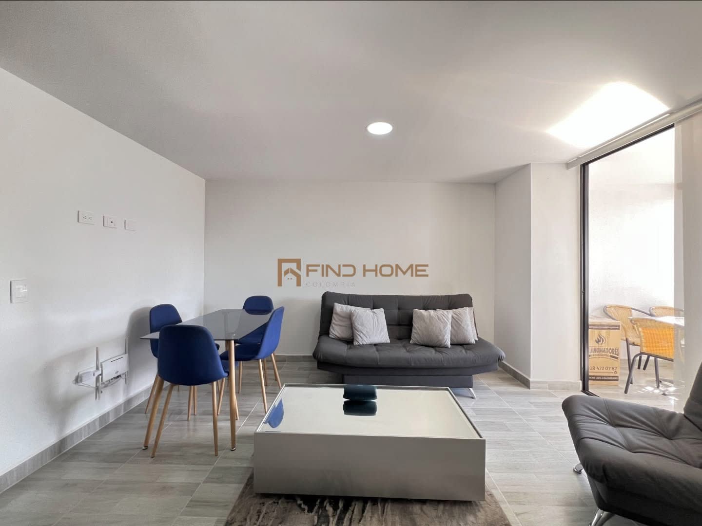 Apartamento de 67,5 m² con permiso para renta por días en Calle Larga, Sabaneta - Sabaneta, Calle Larga