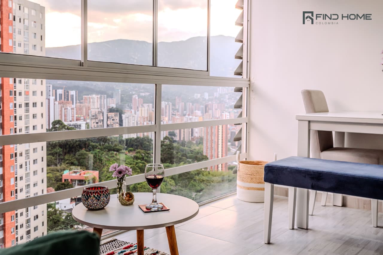 Furnished 55 m² high-floor apartment in María Auxiliadora, Sabaneta - Sabaneta, María Auxiliadora