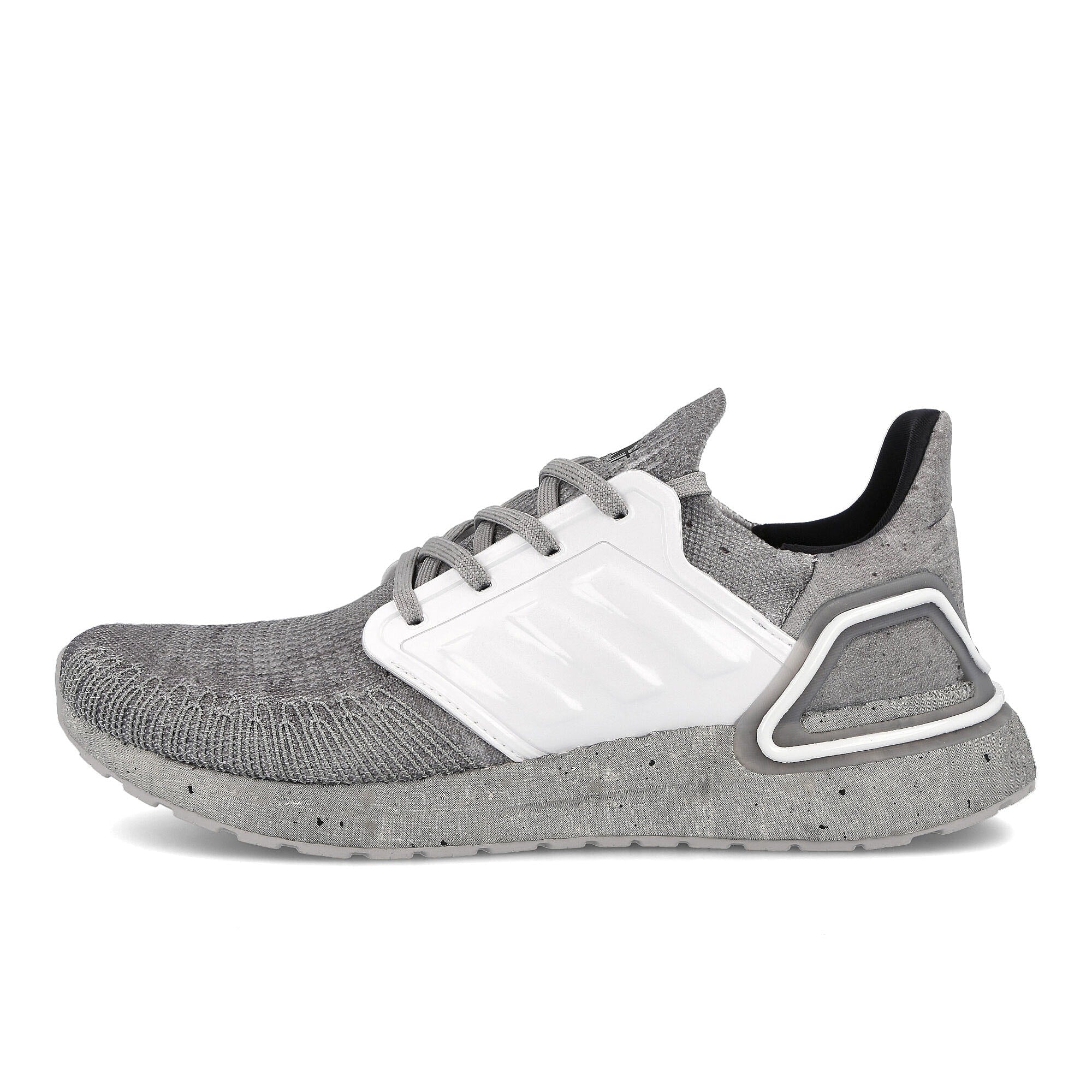 JAMES BOND ULTRABOOST 20