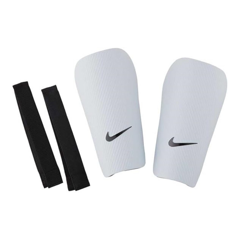 J CE SOCCER SHIN GUARDS