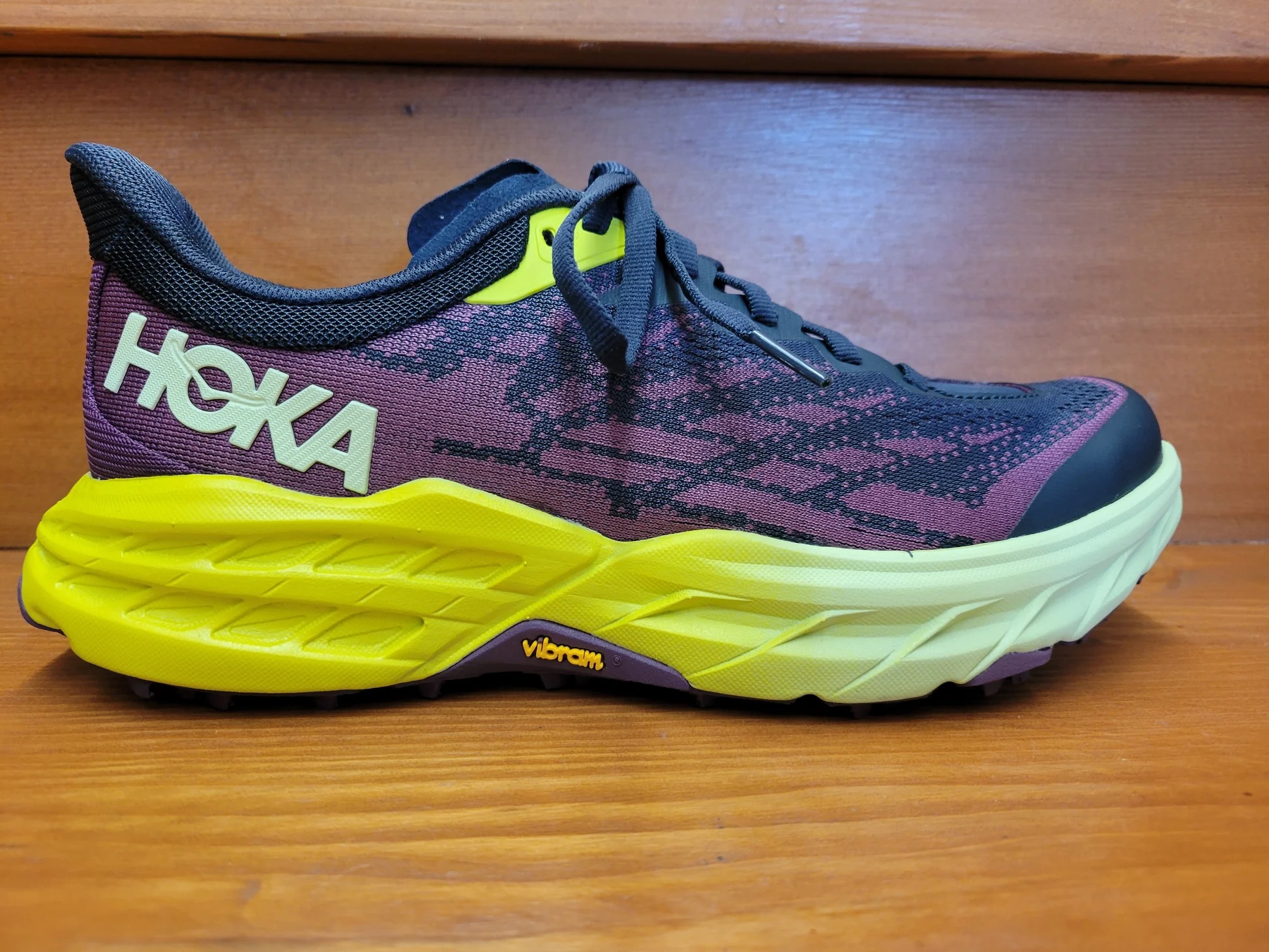 W SPEEDGOAT 5 RUNNING SHOES