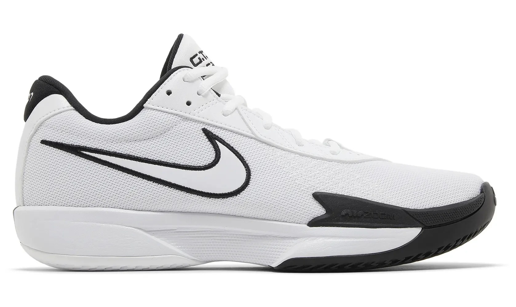 BASKETBALL SHOE
