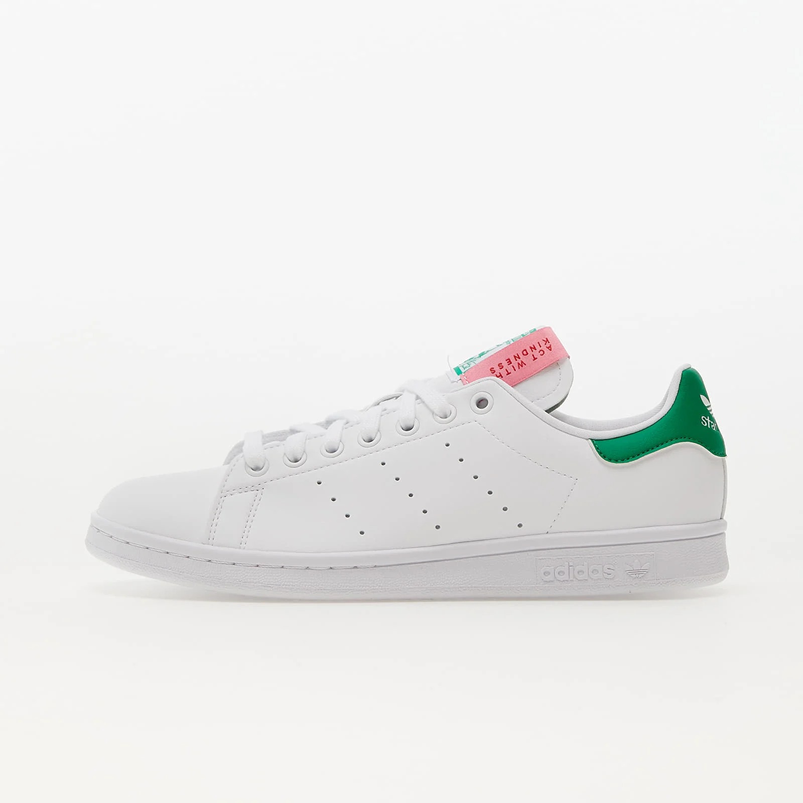 STAN SMITH