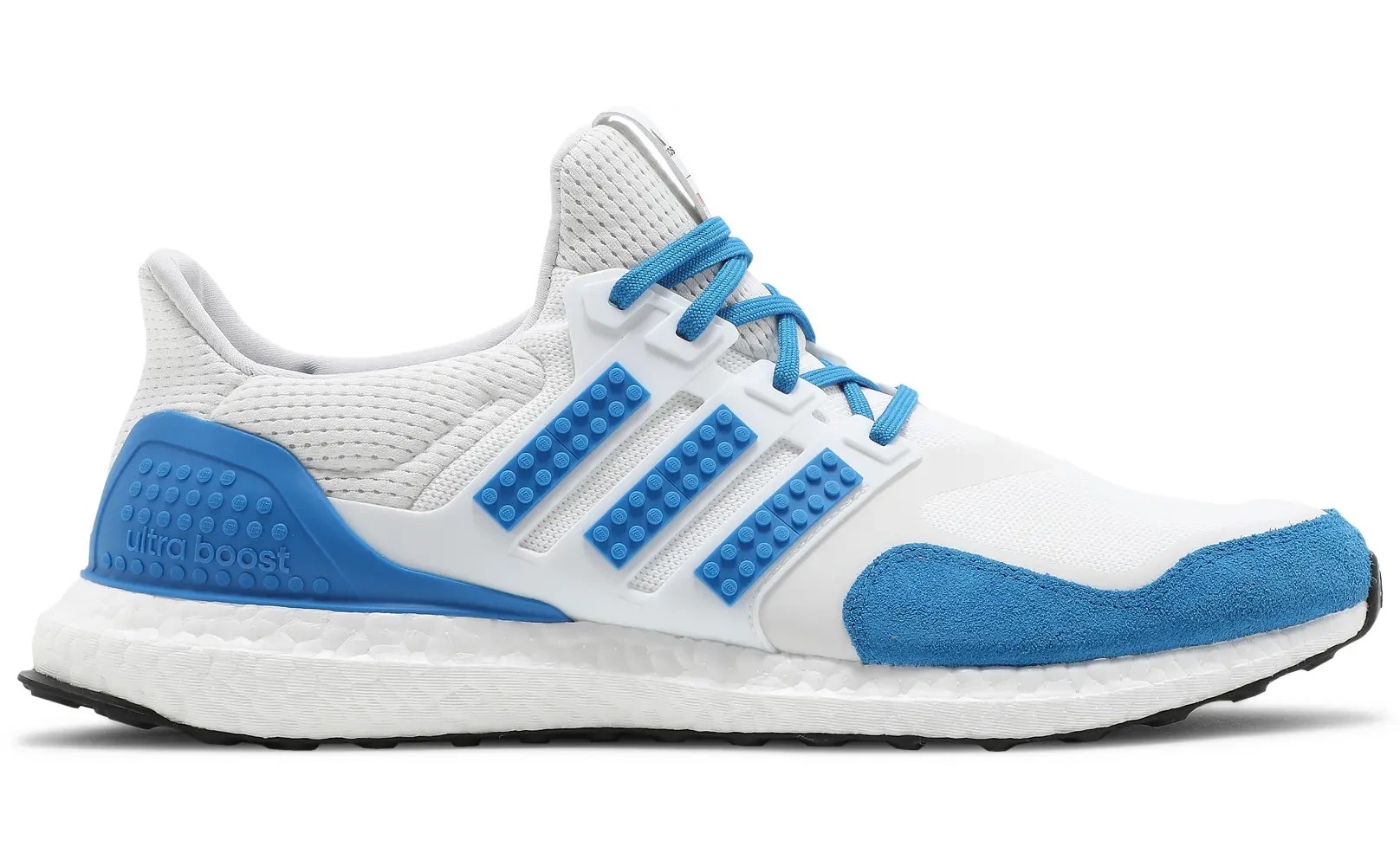 ULTRABOOST DNA X LEGO COLORS