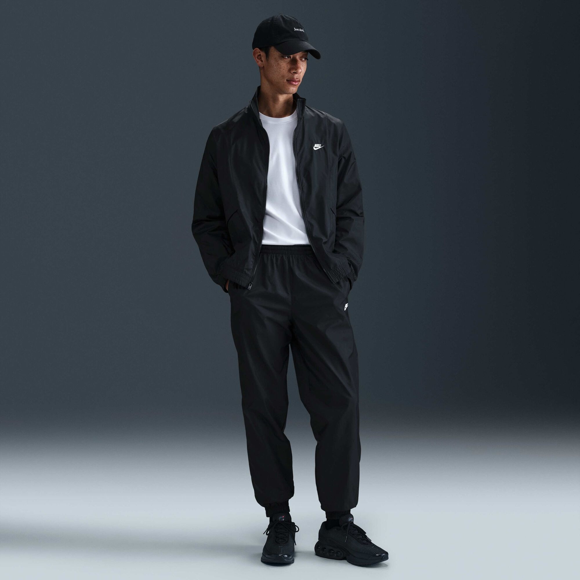 M NK CLUB WVN TRK SUIT