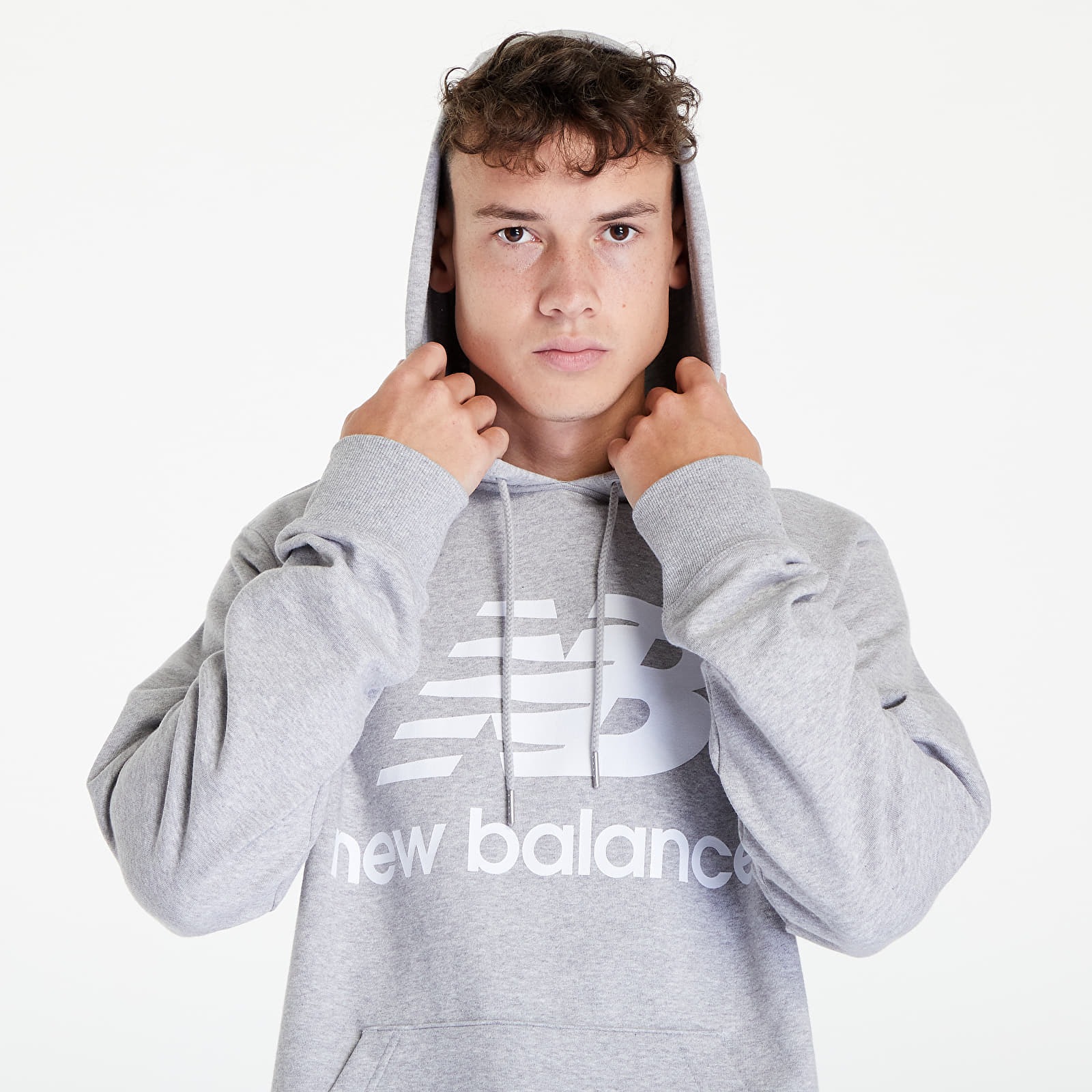 ESSENTIALS PULLOVER HOODIE