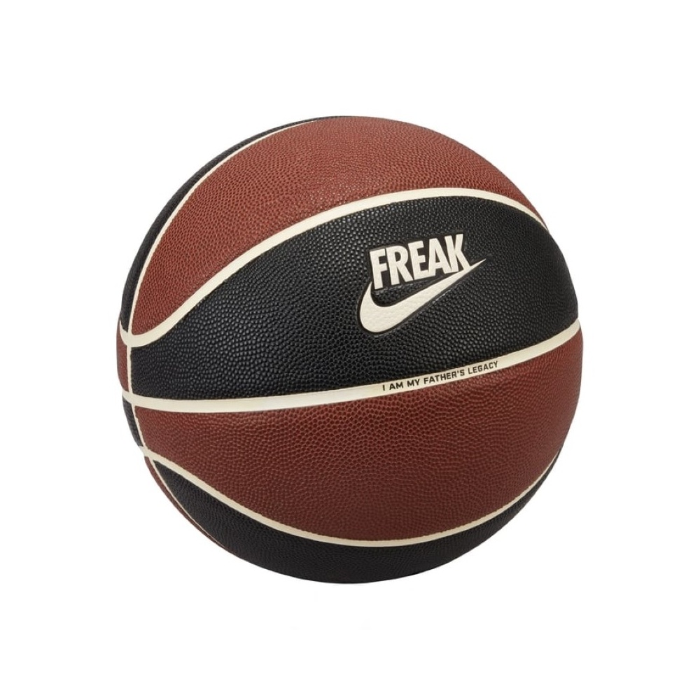 PLAYGROUND 8P 2.0 G. ANTETOKOUNMPO BASKETBALL