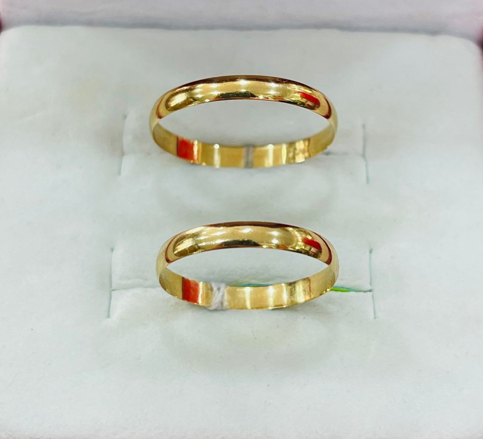 Par de Alianzas Lisas de Oro 18k