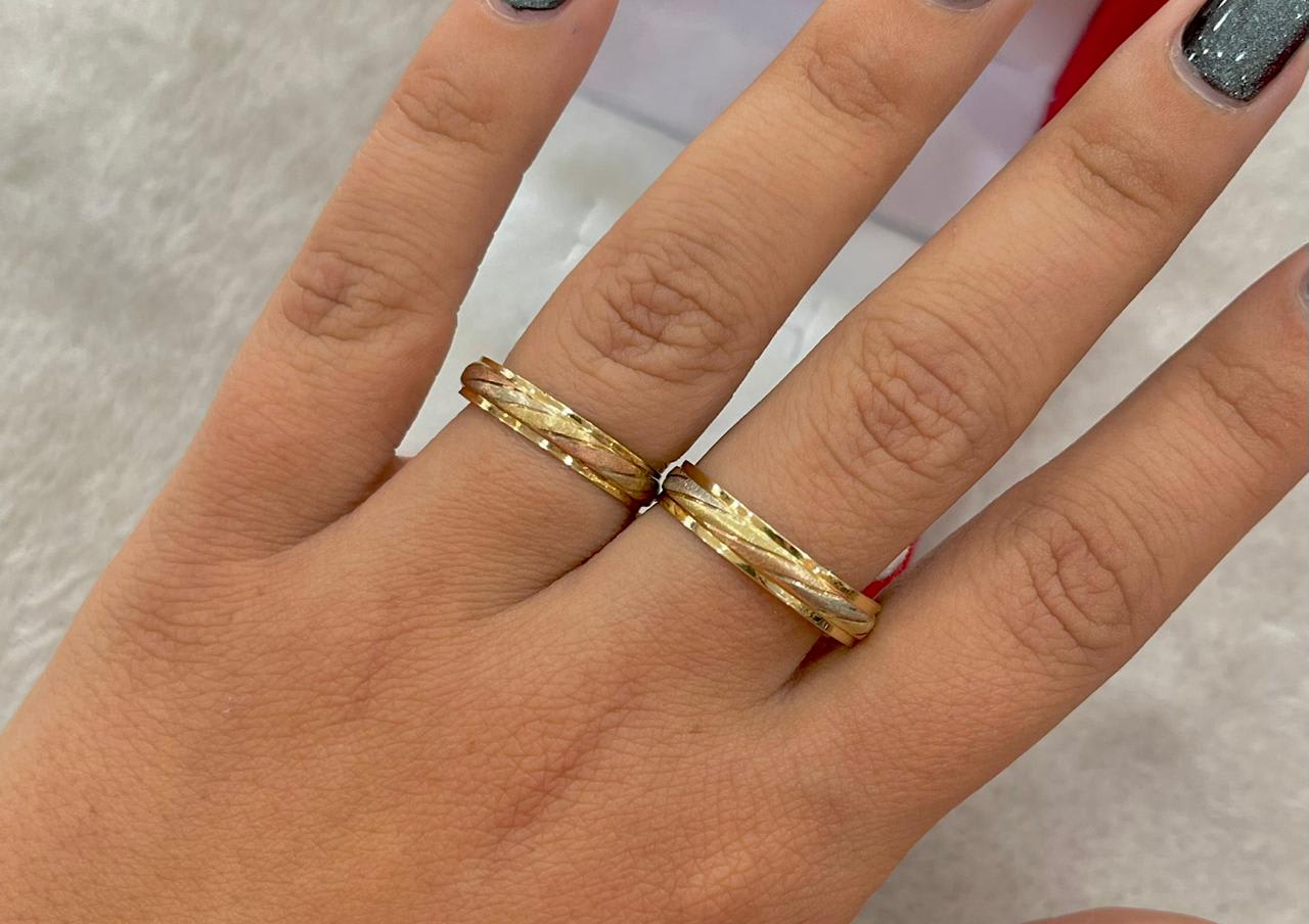 Par de Alianzas Tres Color de Oro 18k