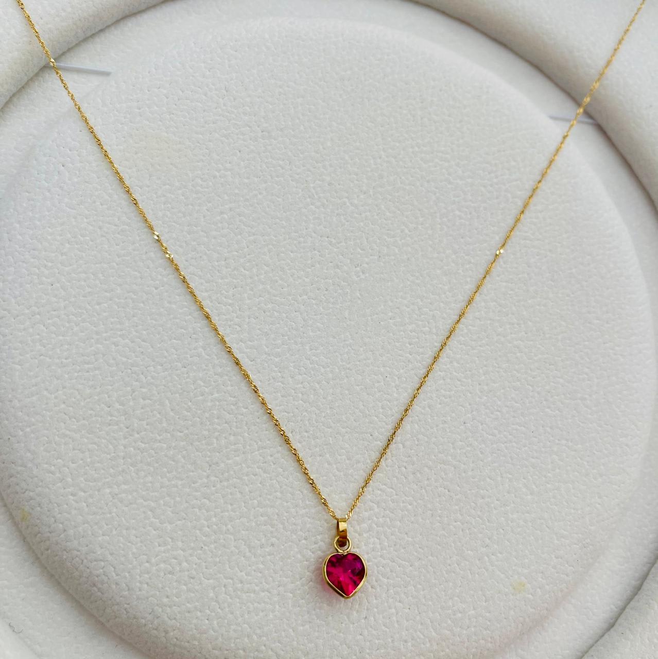 Cadena Singapour de Oro 18k + Dije Circón Corazón Rubí Engarzado en Oro 18k