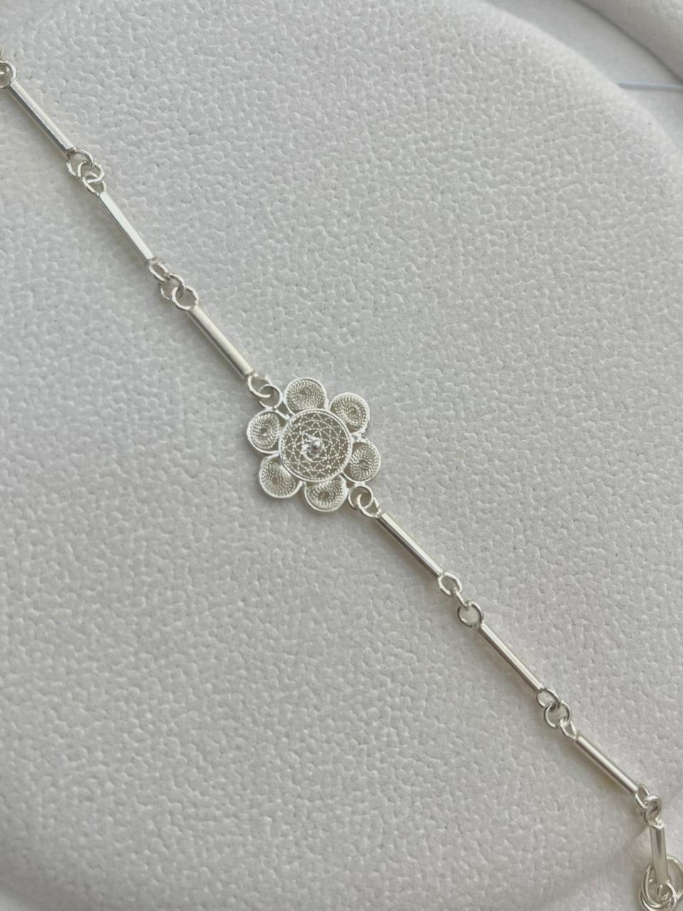 Pulsera de Filigrana Flor de Ñandutí Central