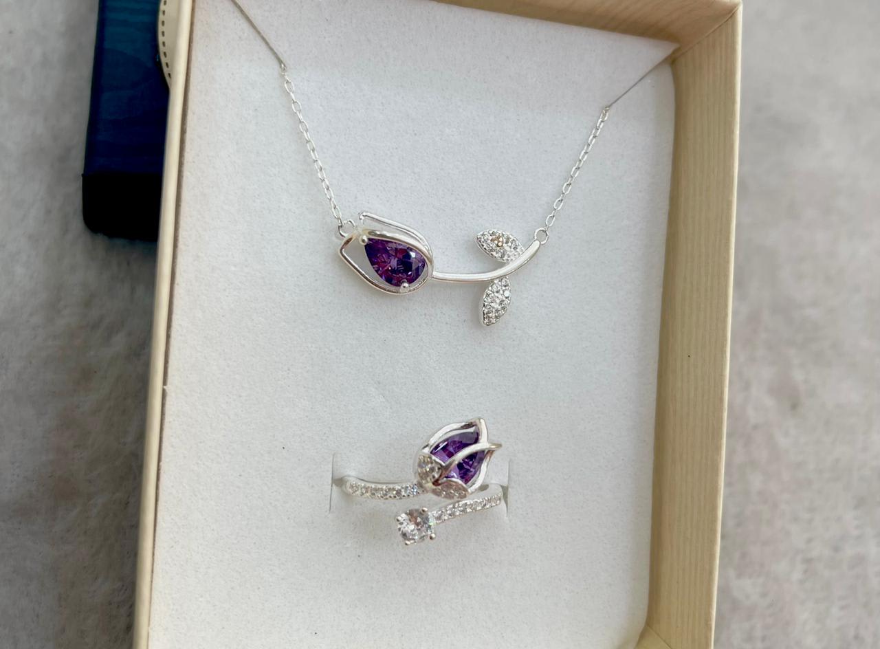 Juego de Plata Tulipán Con Circón Lavanda